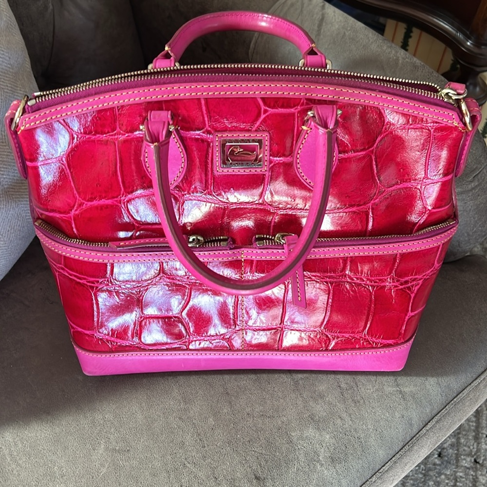 Dooney & Bourke Fuchsia Pink Leather Crocodile Embossed Handbag